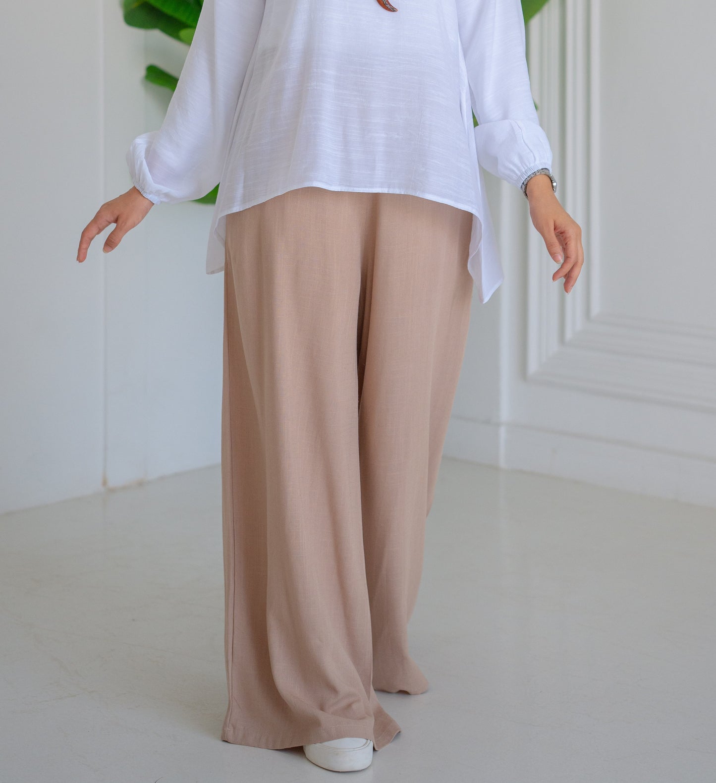 Beige Flow Wide Pants